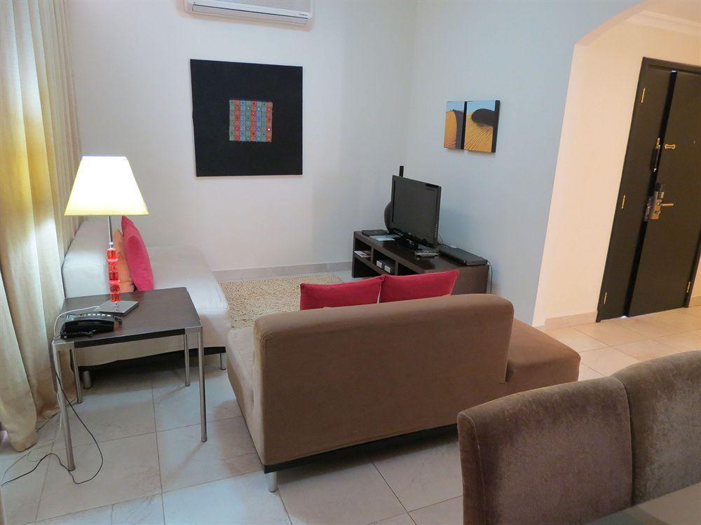 Midan Hotel Suites Muscat Exteriör bild