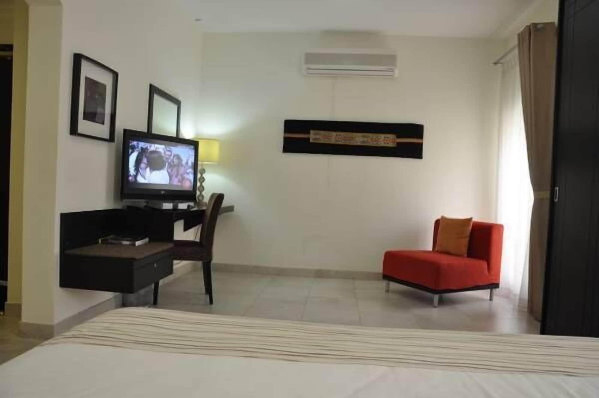 Midan Hotel Suites Muscat Exteriör bild