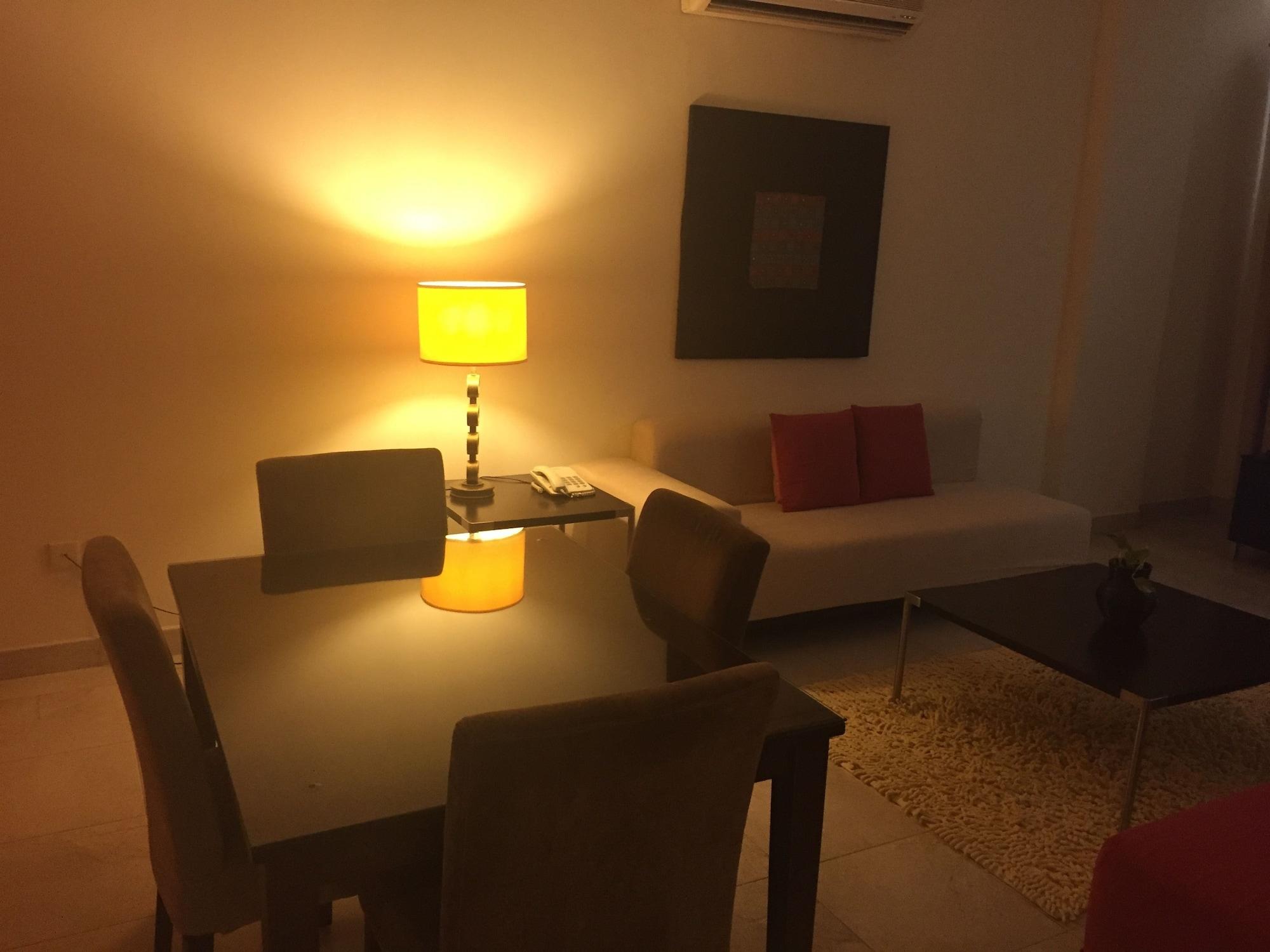 Midan Hotel Suites Muscat Exteriör bild